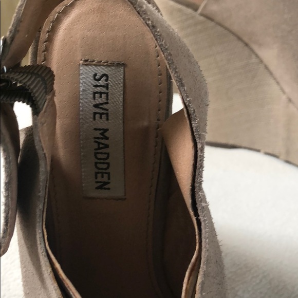 Platform - Picture 3 of 3